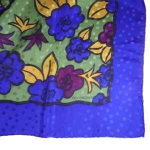 Givenchy Square Scarf in Silk and Floral Print 34”